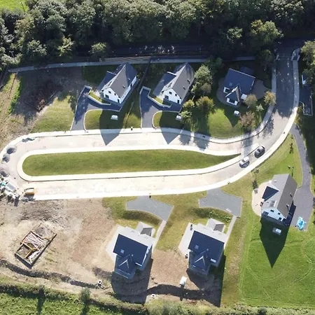 Holiday Mansion * Gorey